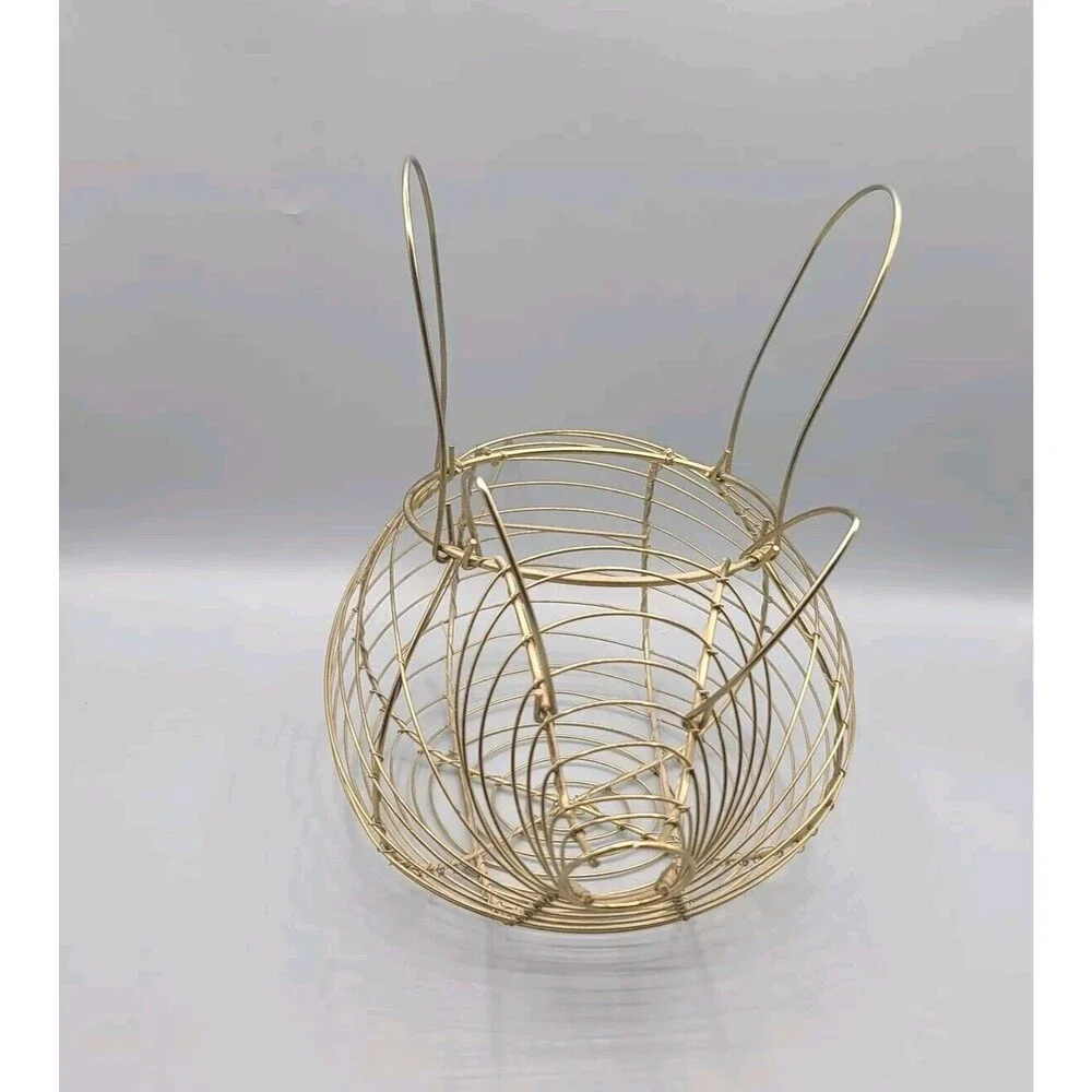 Vintage Pig Shaped Egg Basket Made of Gold Tone Metal Wire Farm House Decor